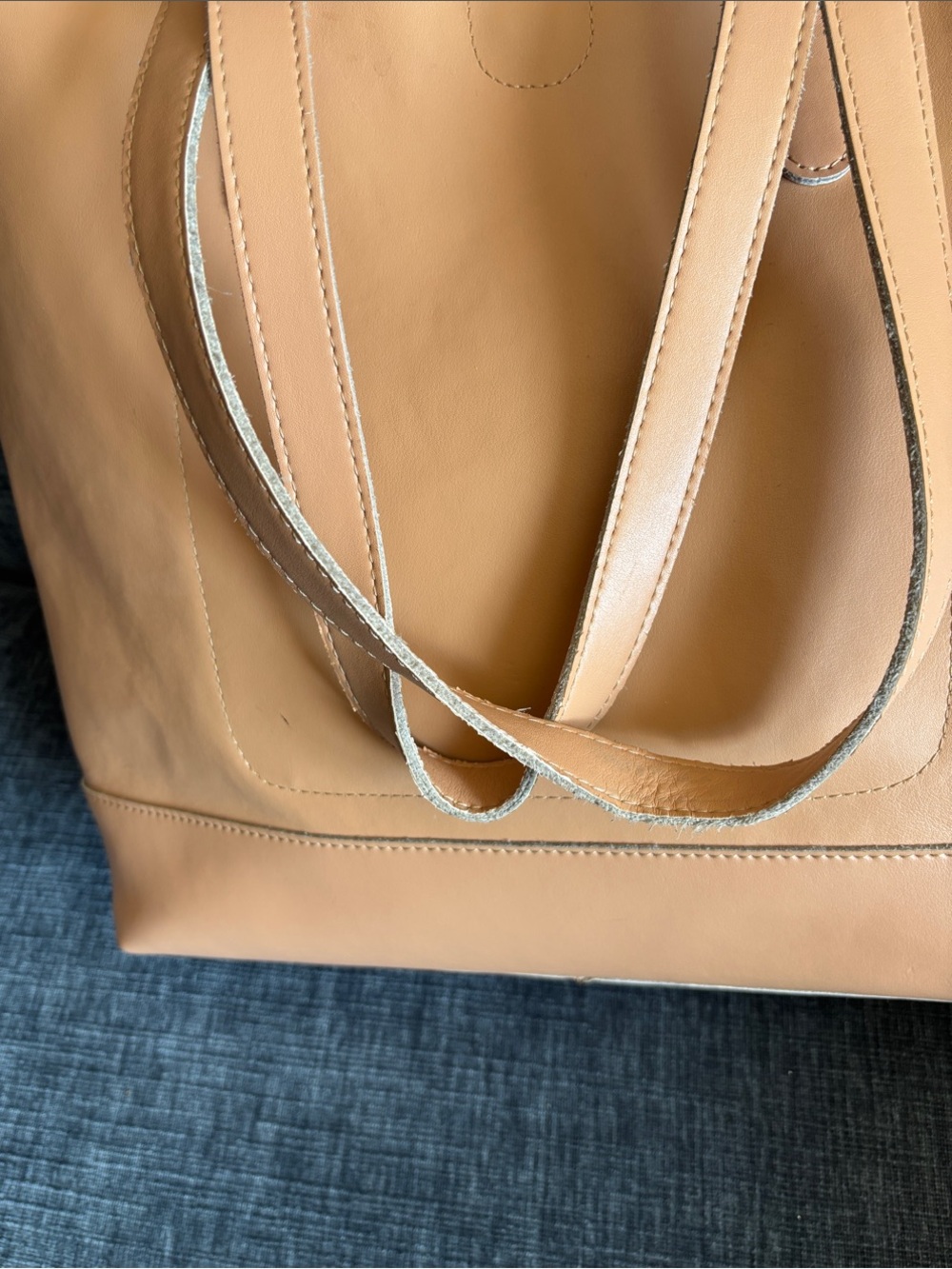 Emma Fox Tan Leather Tote with Luggage Tag - Picture 7 of 8